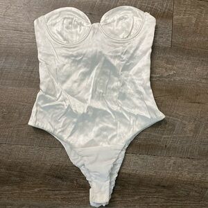 Zara satin bustier bodysuit. Off-white color, size S.